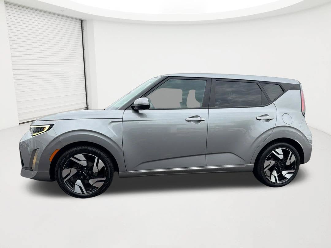 Used 2023 Kia Soul GT-Line w/ GT-Line Technology Package FWD image 8