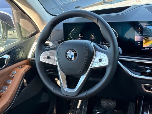 New 2027 BMW X7 xDrive40i w/ Premium Package AWD/4WD image 23