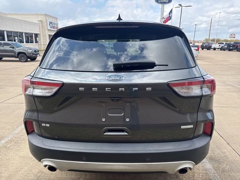 Used 2020 Ford Escape SE image 7