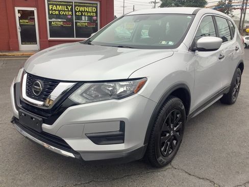 Used 2019 Nissan Rogue S AWD/4WD image 3