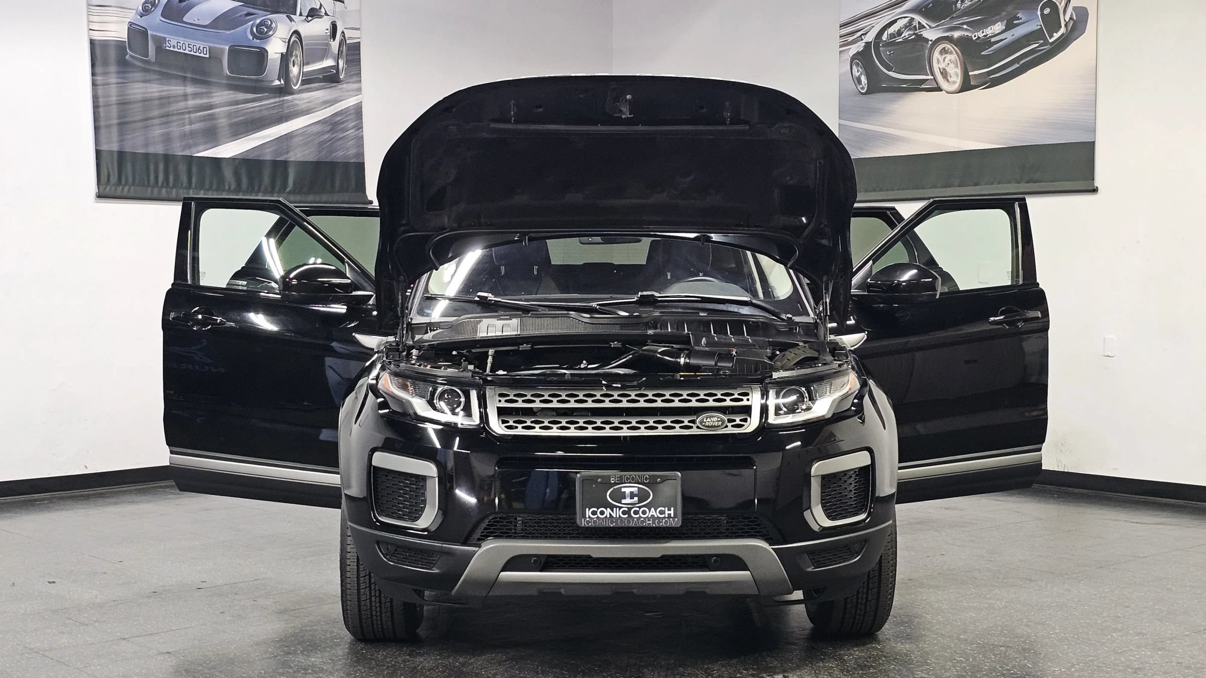 Used 2017 Land Rover Range Rover Evoque SE AWD/4WD image 7