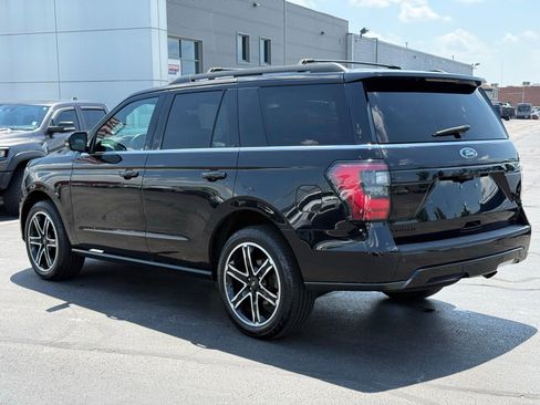 Used 2019 Ford Expedition Limited w/ Equipment Group 303A AWD/4WD image 5