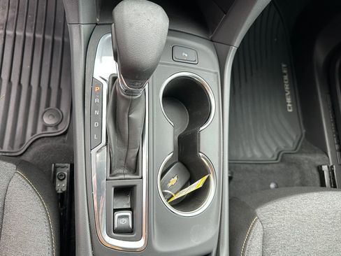 Used 2024 Chevrolet Equinox LT image 19