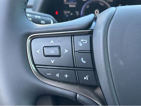 New 2026 Lexus UX 300h FWD image 33