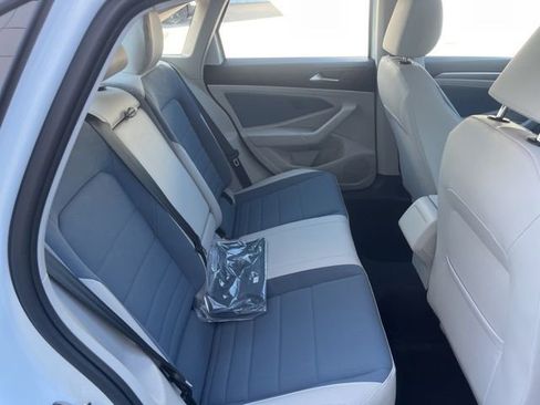 New 2026 Volkswagen Jetta SE image 27