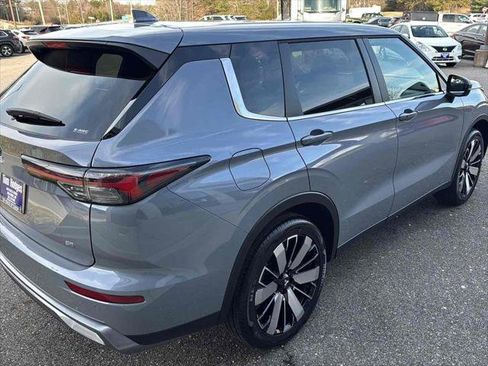 New 2026 Mitsubishi Outlander SE image 4