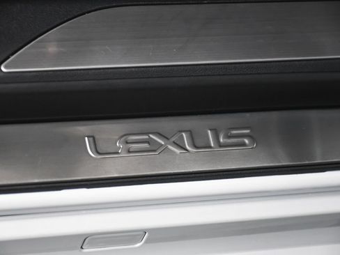 Used 2022 Lexus LS 500h AWD w/ Luxury Package image 14
