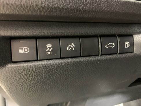 Used 2025 Toyota Camry XSE image 17