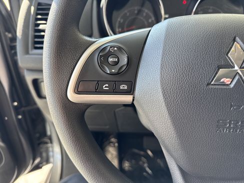 Used 2025 Mitsubishi Outlander Sport ES AWD/4WD image 22