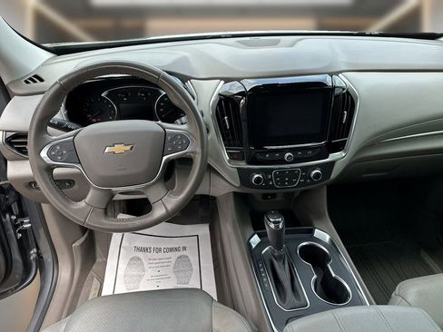 Used 2019 Chevrolet Traverse LT FWD image 15