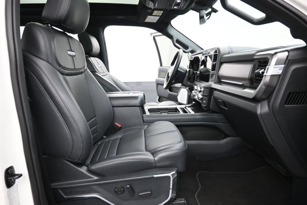 Used 2026 Ford F250 Platinum AWD/4WD image 25
