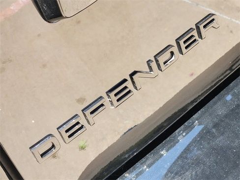 New 2025 Land Rover Defender 130 V8 image 8