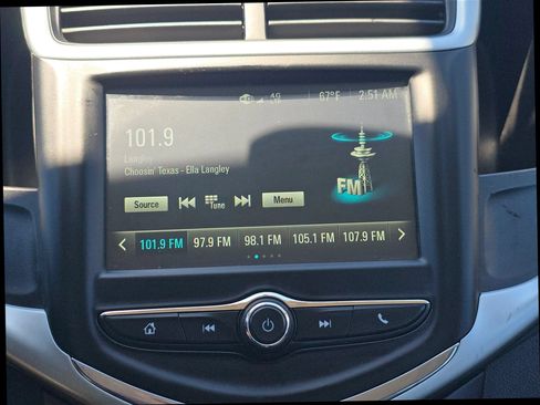 Used 2017 Chevrolet Sonic LT FWD image 22