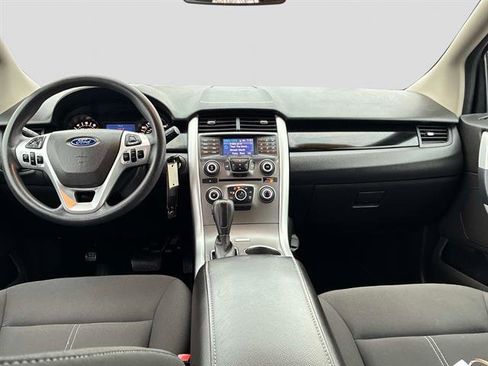 Used 2013 Ford Edge SE image 14
