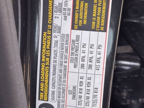 Used 2013 Volkswagen Golf R 4-Door image 36