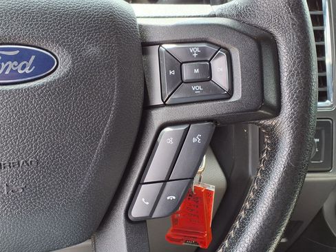 Used 2015 Ford F150 XLT w/ Equipment Group 302A Luxury AWD/4WD image 23