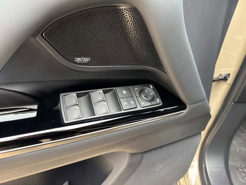 Used 2025 Lexus LX 700h Overtrail image 19