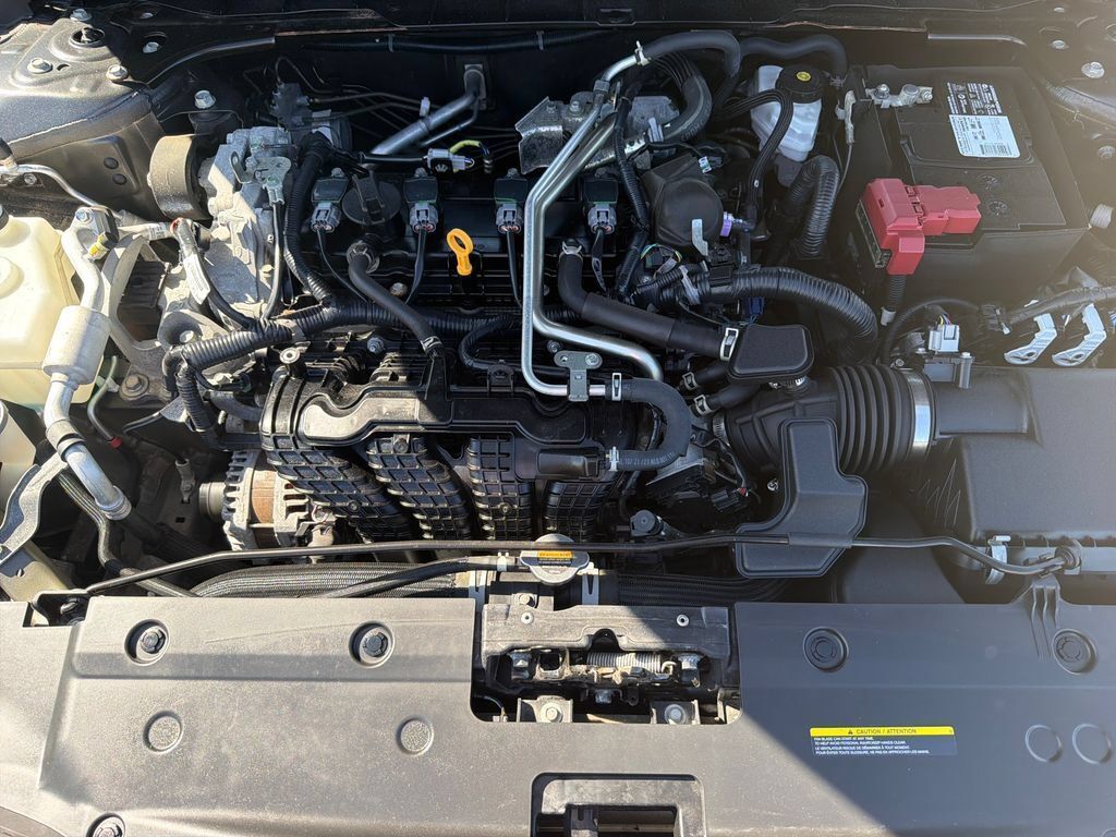 Used 2024 Nissan Altima 2.5 SV AWD/4WD image 22