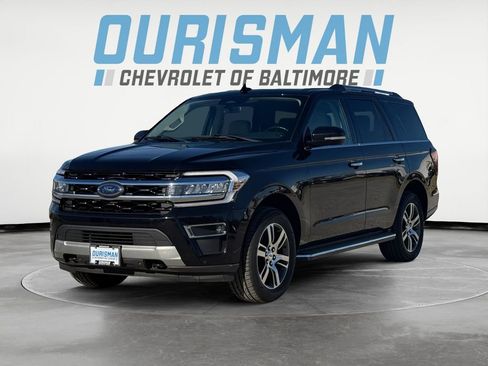 Used 2022 Ford Expedition Limited image 2