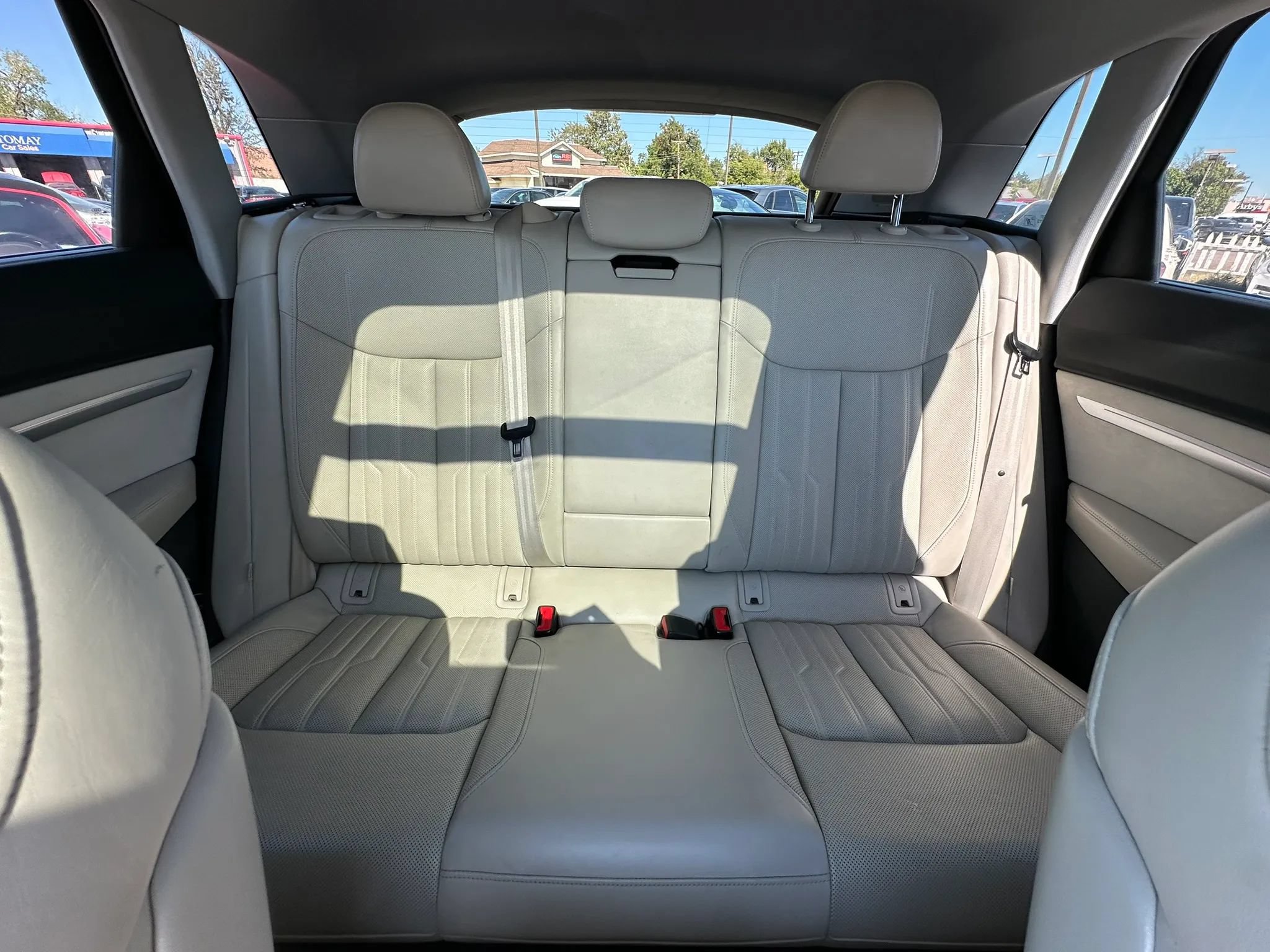 Used 2019 Audi e-tron Prestige AWD/4WD image 16