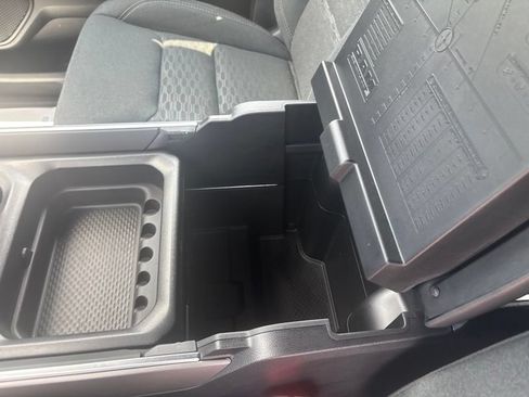 Used 2025 RAM 1500 Big Horn AWD/4WD image 35