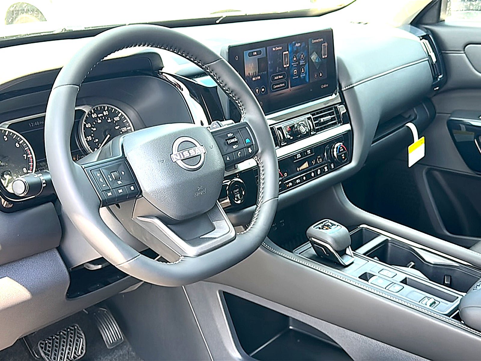 New 2026 Nissan Pathfinder SV w/ Cargo Package FWD image 9