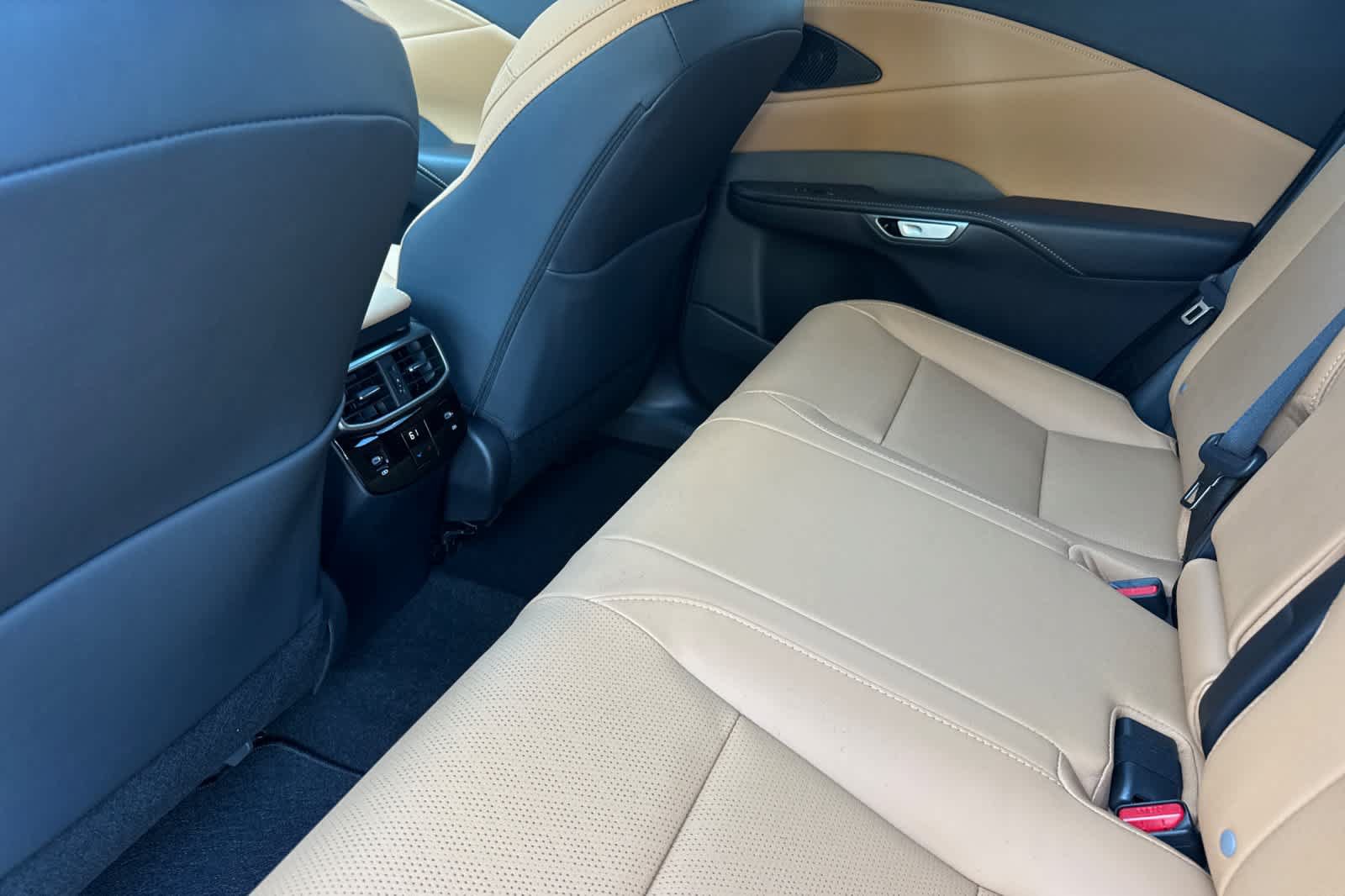 New 2026 Lexus RX 350 Premium Plus w/ Accessory Package (Z1) FWD image 4