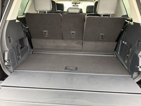 New 2025 Ford Expedition Active image 23