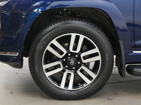 Used 2019 Toyota 4Runner Limited AWD/4WD image 29