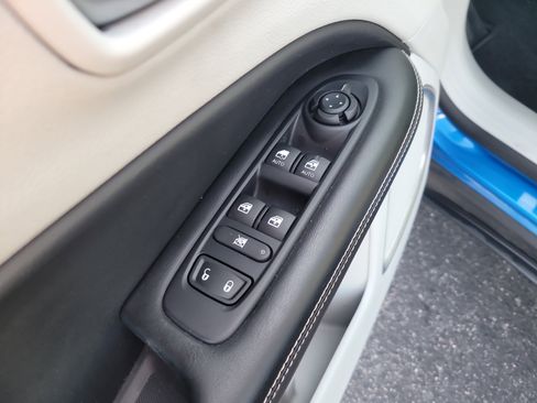 Used 2019 Jeep Compass Latitude image 15