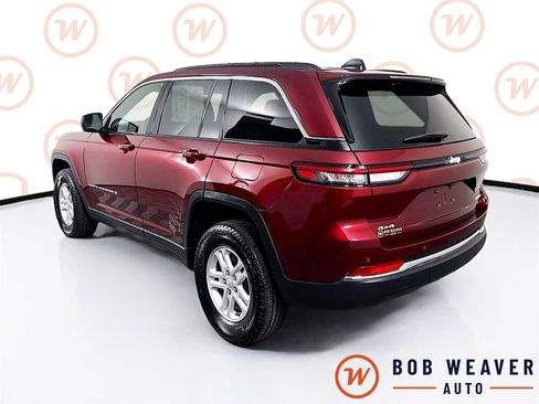 Used 2024 Jeep Grand Cherokee Laredo w/ Luxury Tech Group I image 5