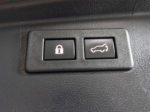 Used 2022 Subaru Outback Limited XT image 43