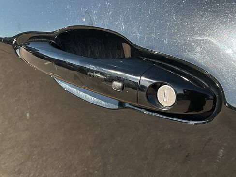 Used 2018 Jeep Compass Latitude w/ Popular Equipment Group image 10