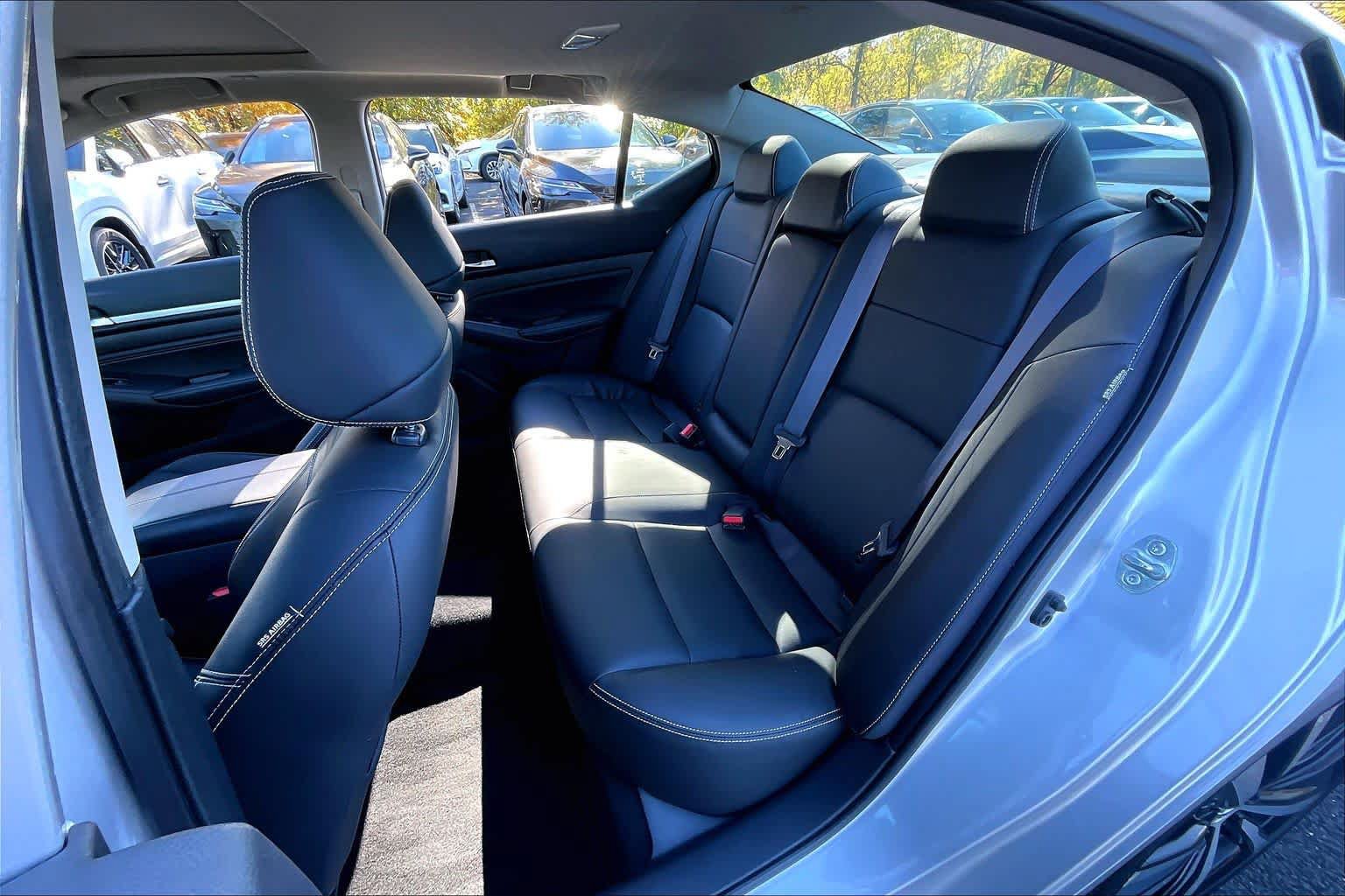 Used 2019 Nissan Altima 2.0 Platinum FWD image 22