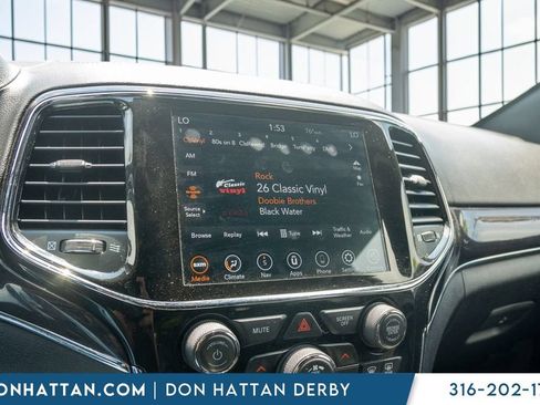 Used 2021 Jeep Grand Cherokee Overland AWD/4WD image 7