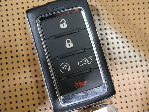 Used 2022 Jeep Grand Cherokee Summit image 31