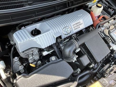 Used 2012 Toyota Prius Two image 23