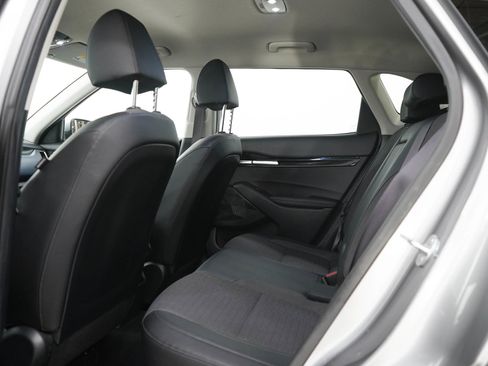 Used 2022 Kia Seltos S FWD image 17