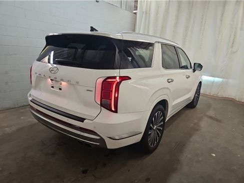 Used 2024 Hyundai Palisade Calligraphy image 5
