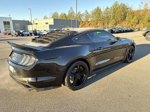 Used 2019 Ford Mustang Coupe w/ Equipment Group 101A image 5