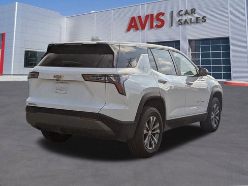 Used 2025 Chevrolet Equinox LT image 6