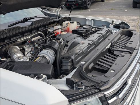 Used 2025 Chevrolet Silverado 2500 High Country w/ High Country Premium Package AWD/4WD image 23