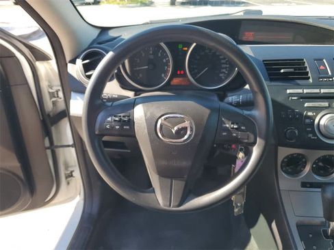 Used 2010 MAZDA MAZDA3 i Sport image 23