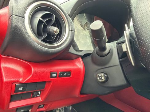 Used 2022 Lexus IS 350 F Sport image 35