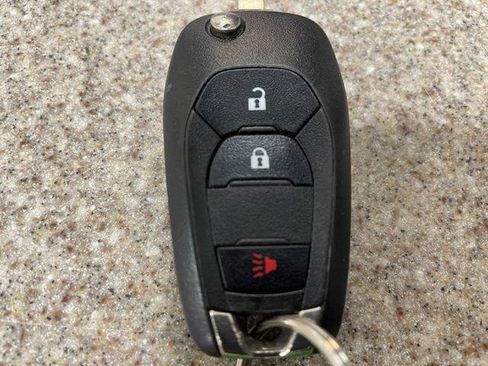Used 2020 Chevrolet Trax LS FWD image 19