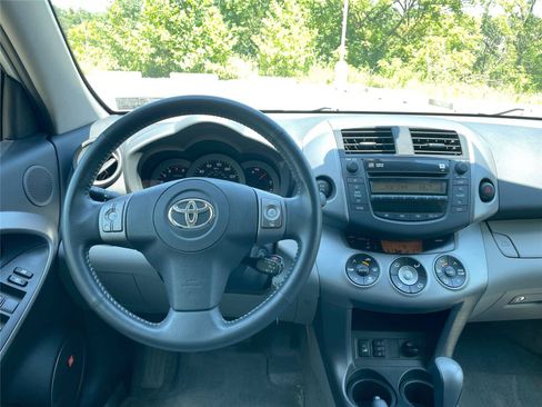 Used 2007 Toyota RAV4 Limited AWD/4WD image 19