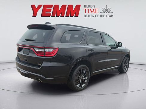Used 2023 Dodge Durango GT image 8