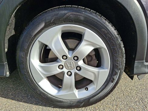 Used 2016 Honda HR-V LX image 8