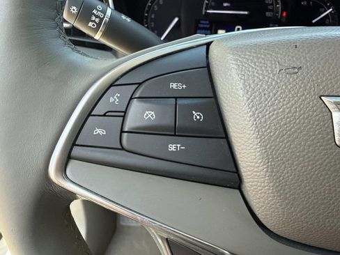 Used 2017 Cadillac XT5 Luxury w/ Driver Awareness Package image 30