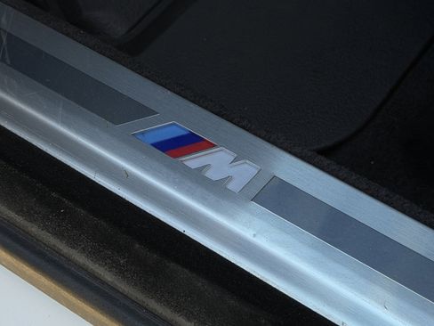 Used 2023 BMW 740i image 96